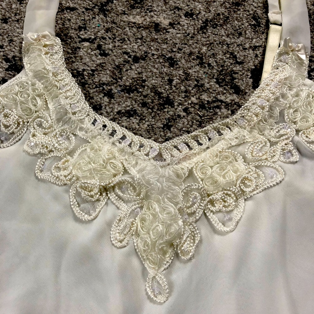 Nightgown and Robe Set